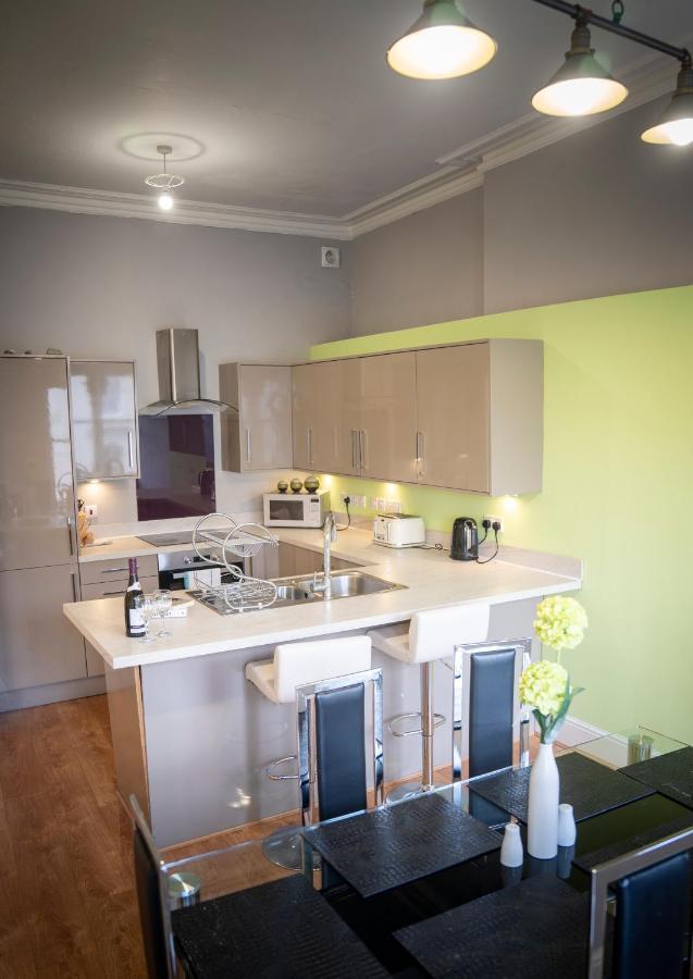 Cornerhouse Apartments Лландидно Экстерьер фото